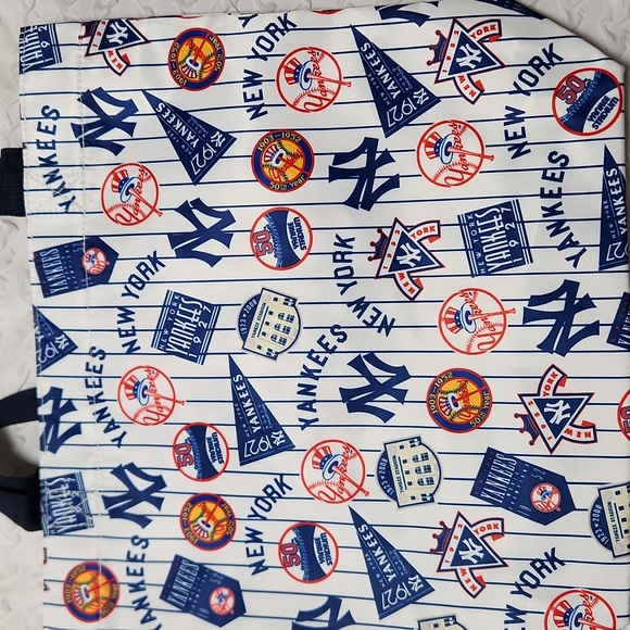 New York Yankees MLB Loudmouth Cooperstown Collection Retro Tote Bag NWT - Picture 14 of 16
